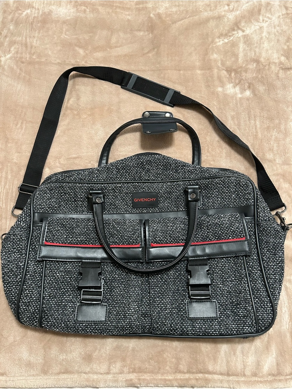 Vintage 80s GIVENCHY Kingsport Wool Tweed
Weekender Travel Duffle Bag